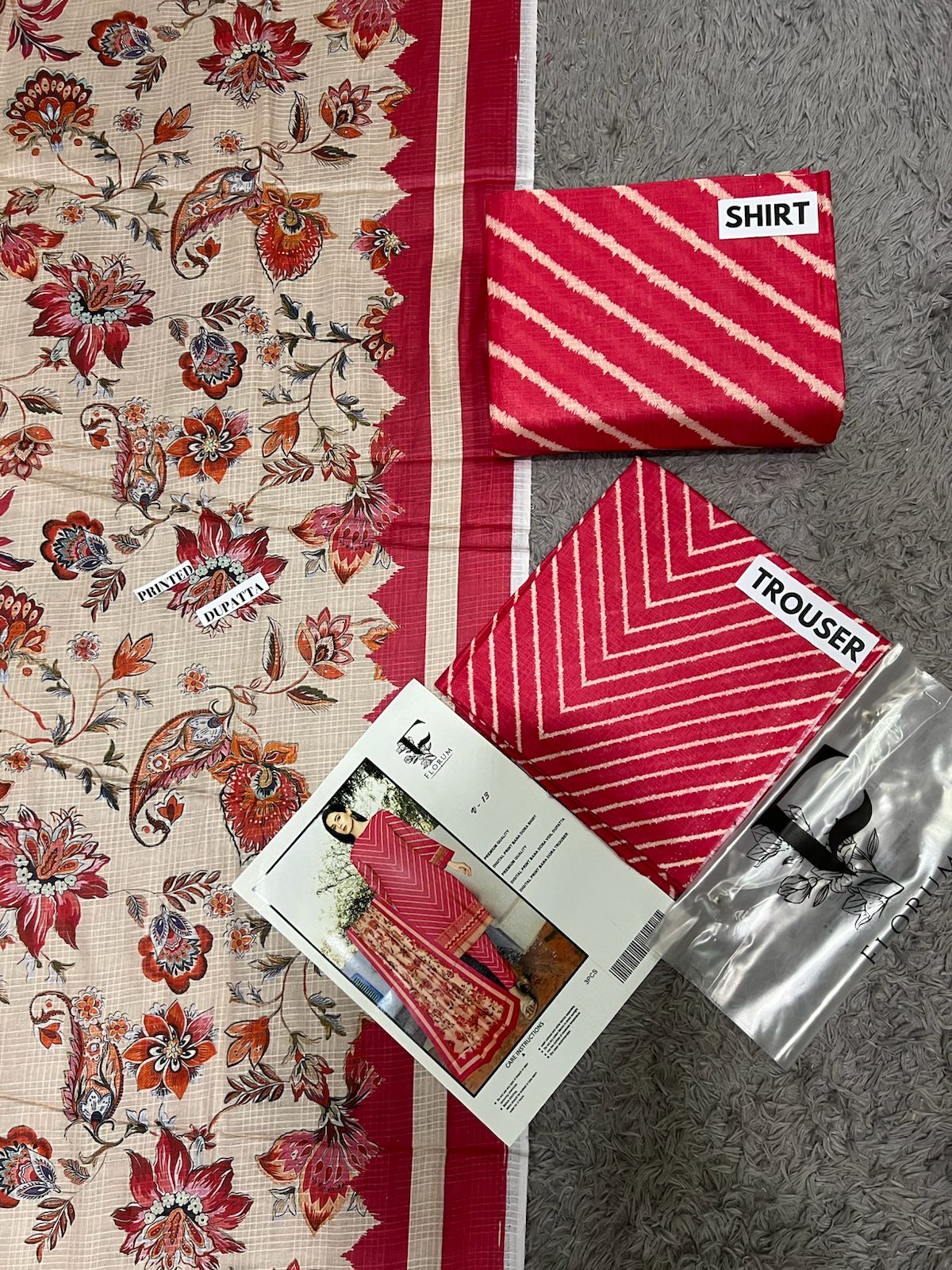 FLORUM LAWN THREE PIECE