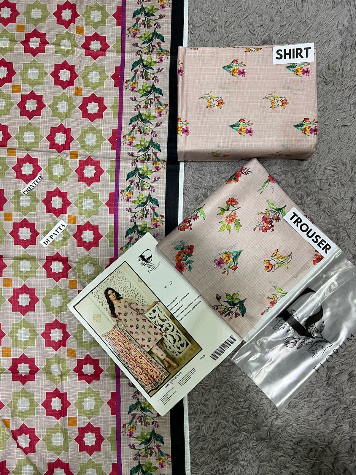 FLORUM LAWN THREE PIECE