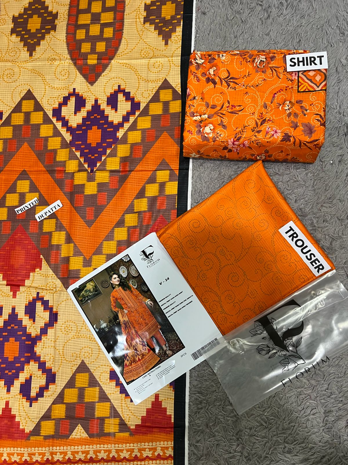 FLORUM LAWN THREE PIECE