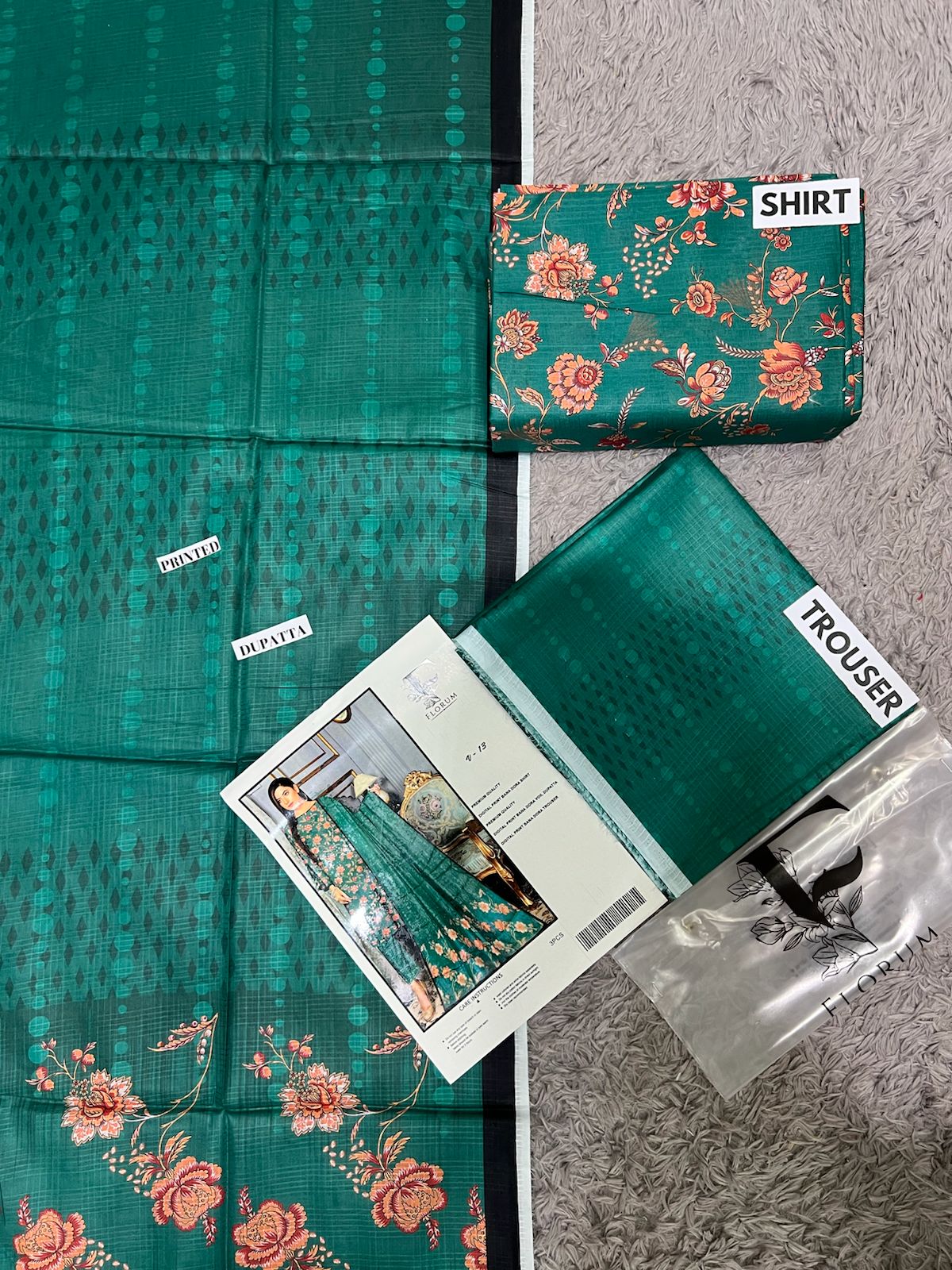 FLORUM LAWN THREE PIECE