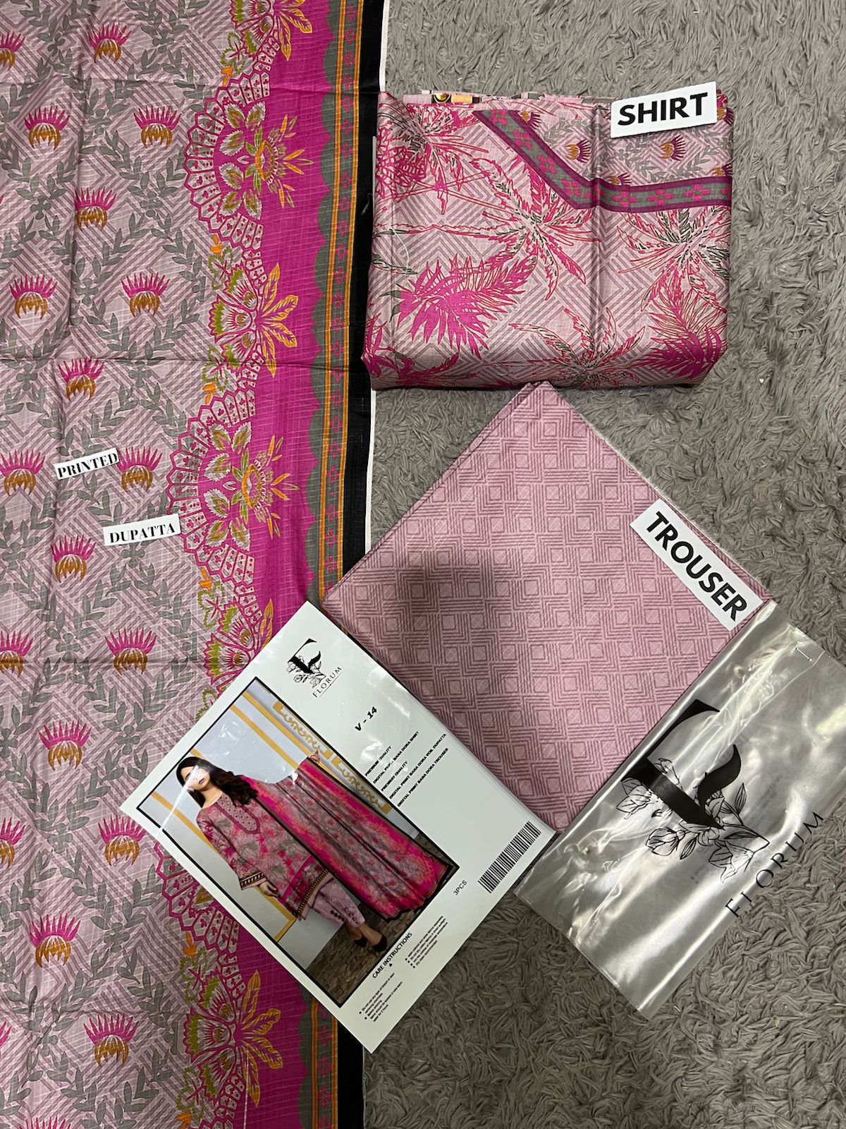 FLORUM LAWN THREE PIECE