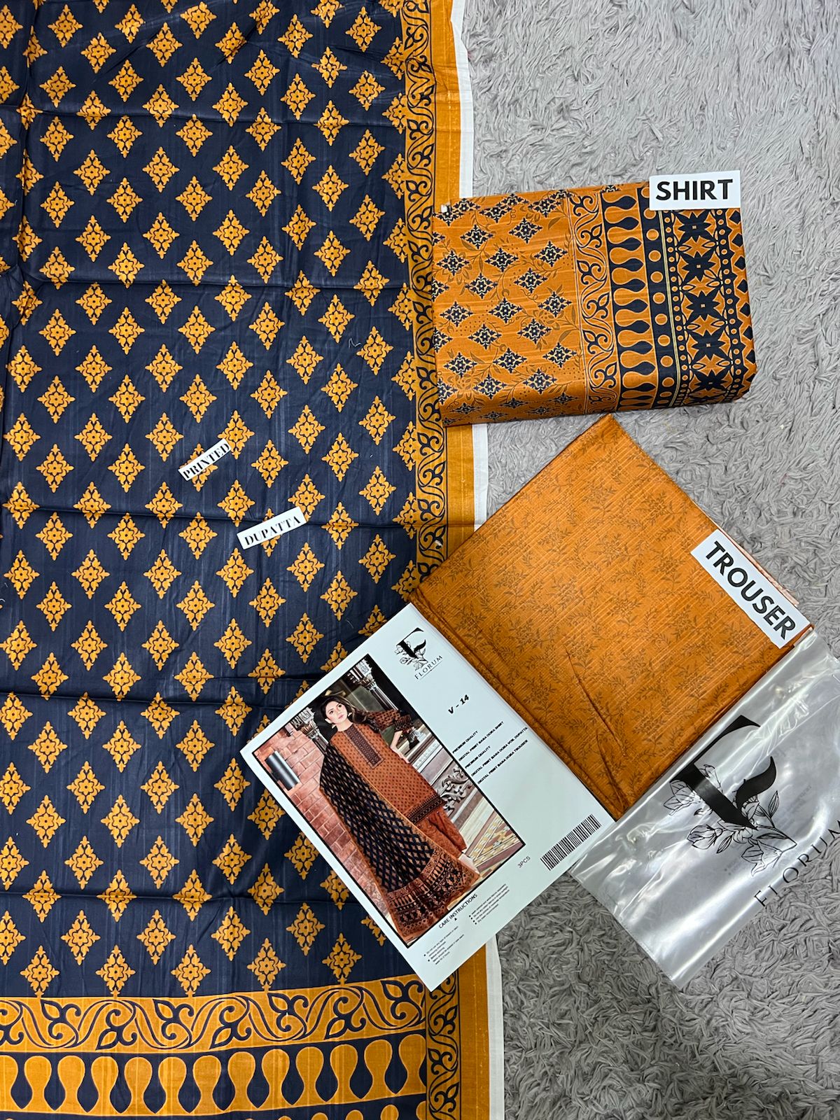 FLORUM LAWN THREE PIECE