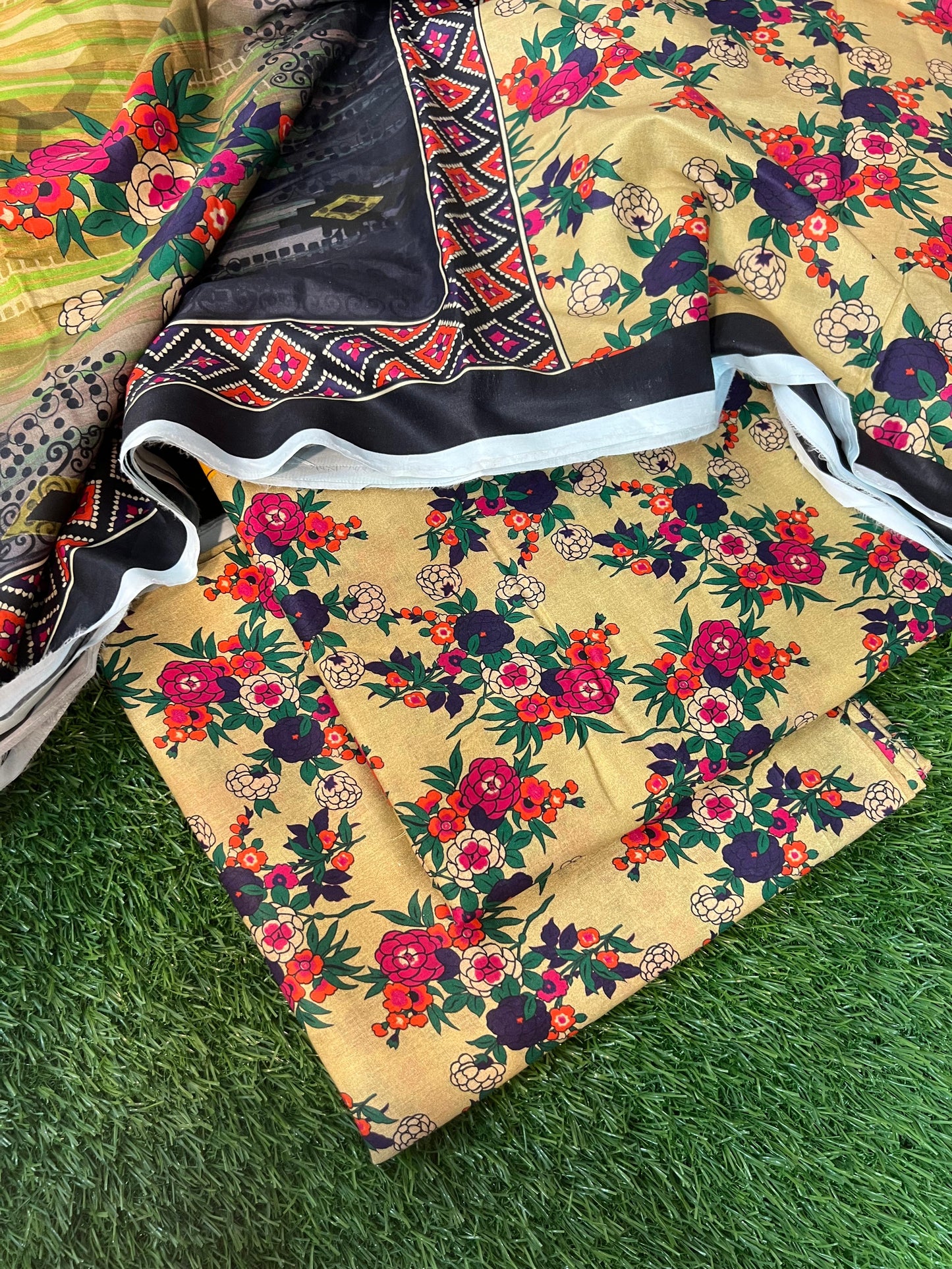 SAHAR DIGITAL LAWN THREE PIECE