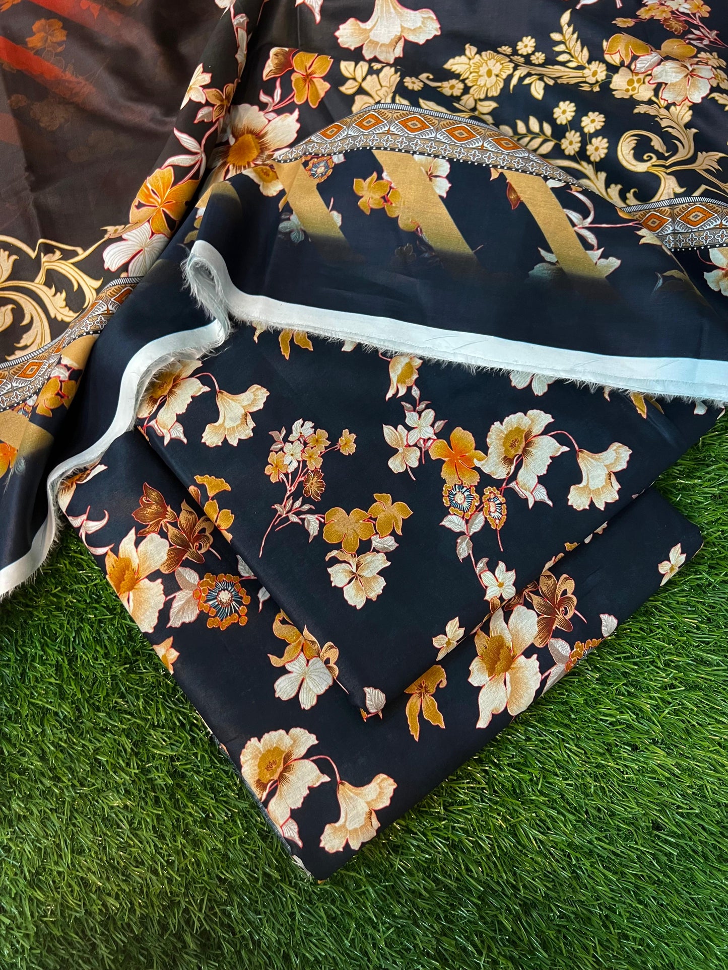 SAHAR DIGITAL LAWN THREE PIECE