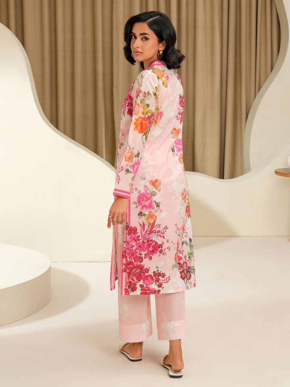 LIMELIGHT KARANDI THREE PIECE